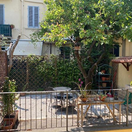 Appartamento Indipendente Con Giardino Fralu Florence Exterior photo