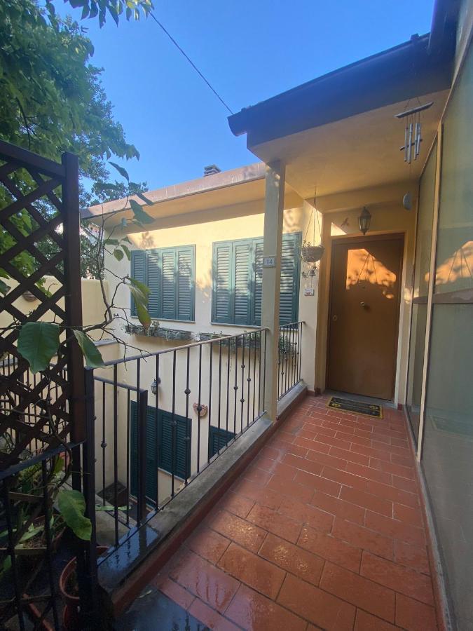 Appartamento Indipendente Con Giardino Fralu Florence Exterior photo